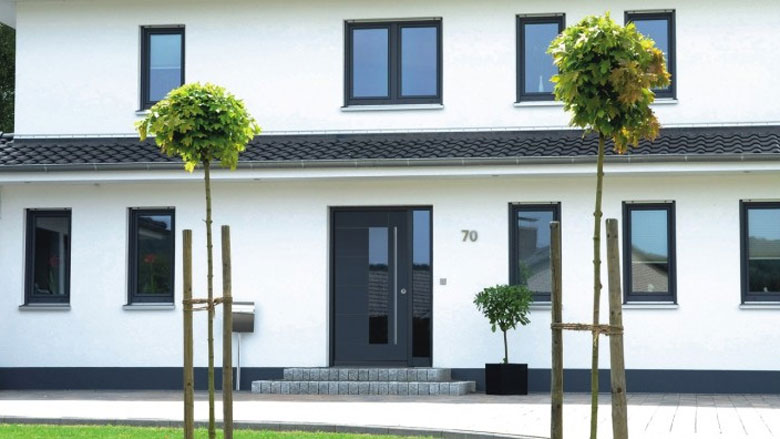 Kneer Holz-Haustüren